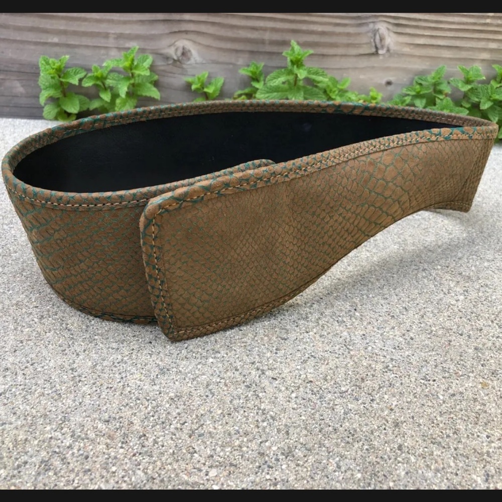 ANN TAYLOR Vintage 80s Small Tan Leather Waist Cinch Belt Suede Snake Print